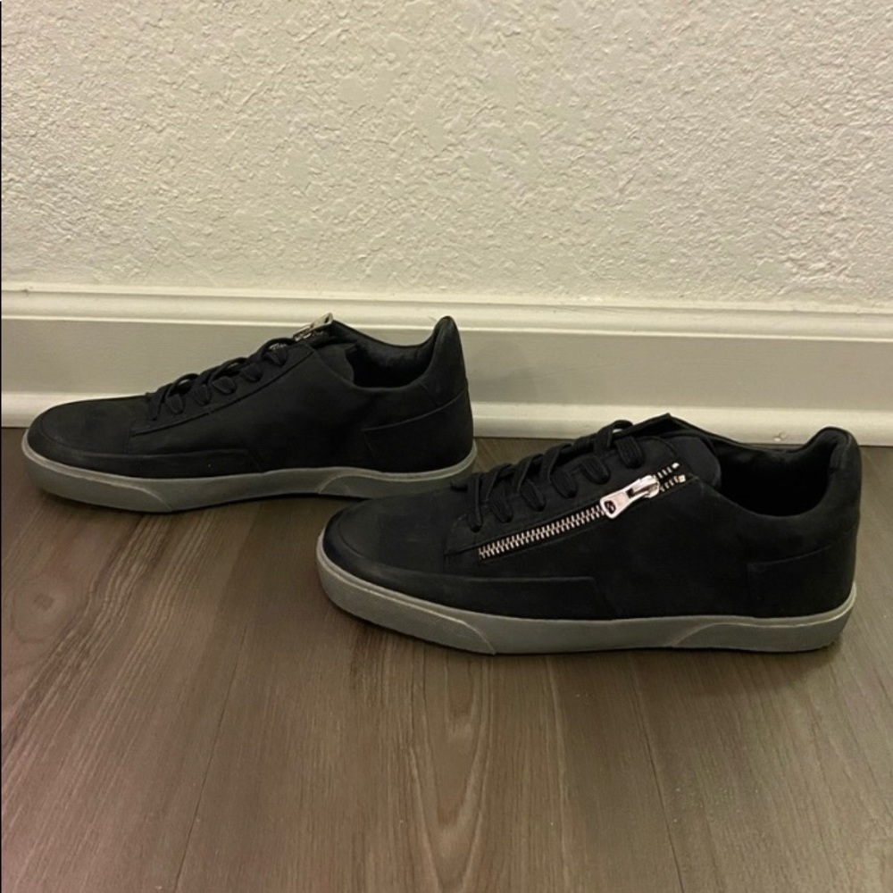 NWOB Blackstone genuine leather sneakers sz EU 37 US 7